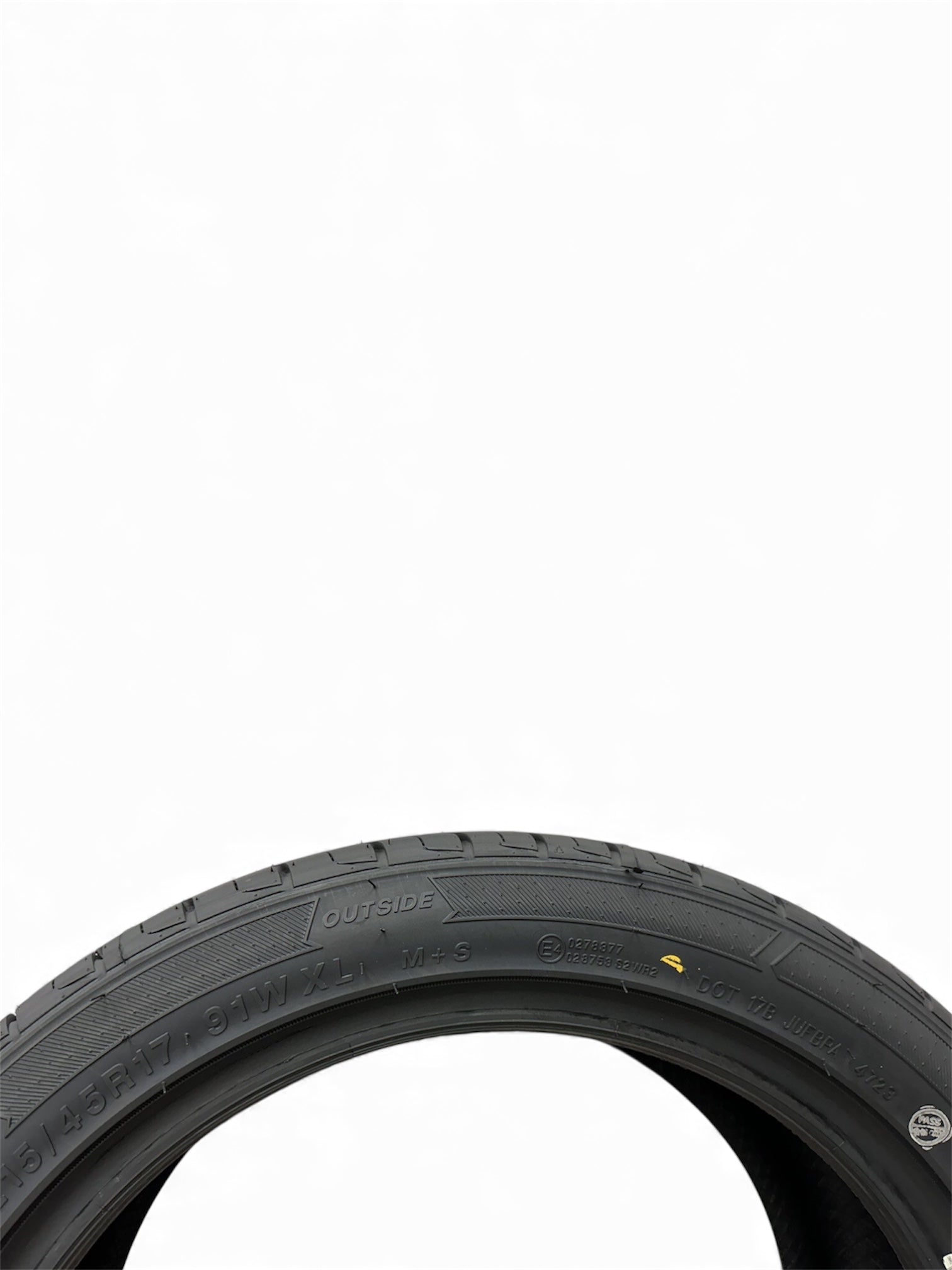 215/45ZR17 SONIX 91W XL BRAND NEW M+S TYRE C B LABELS